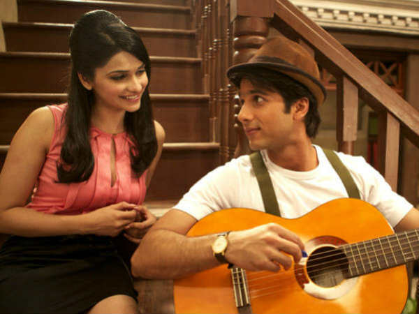 வேலைக்கு ஆட்கள் வேண்டும் : 