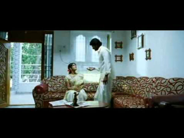 வீட்டில் : 