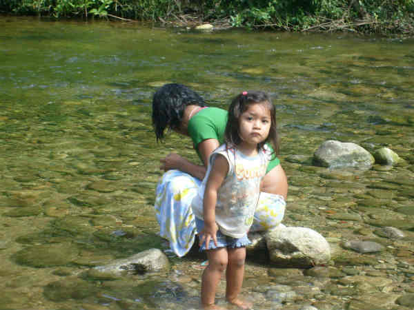 பத்திரிக்கையாளர் : 