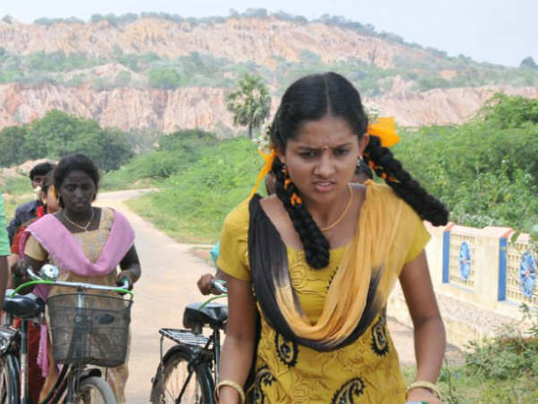 கணக்கு எங்கேயோ இடிக்கிதே... : 