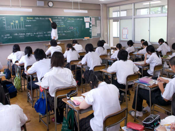 ஆசிரியர் : 