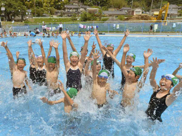 நீச்சல் : 