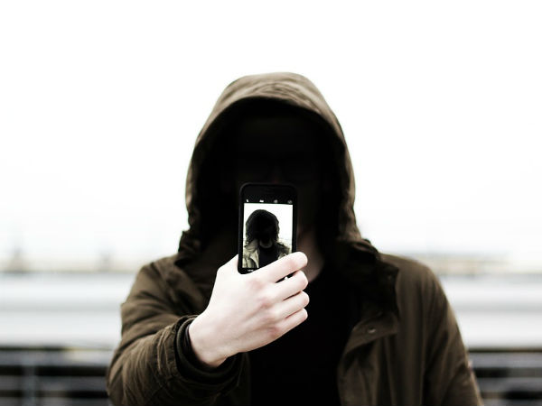 யாருக்கு?