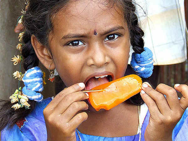 மாமா ஐஸ் வாங்கித் தருவாறு : 