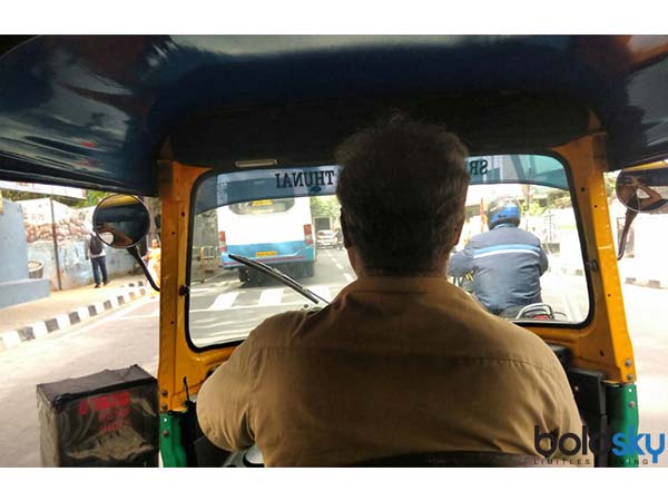 ஆட்டோ டிரைவர் : 