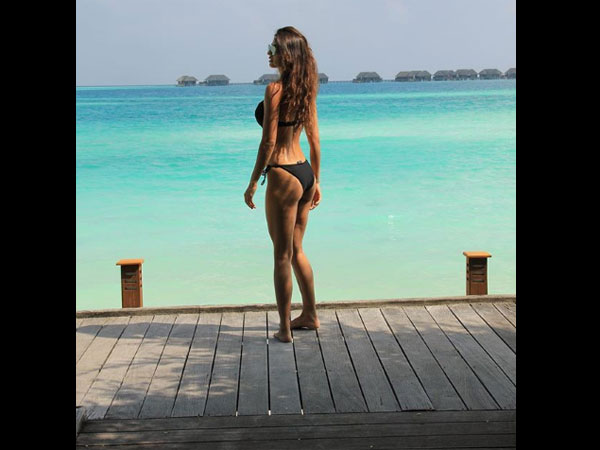 கருப்பு பிகினி