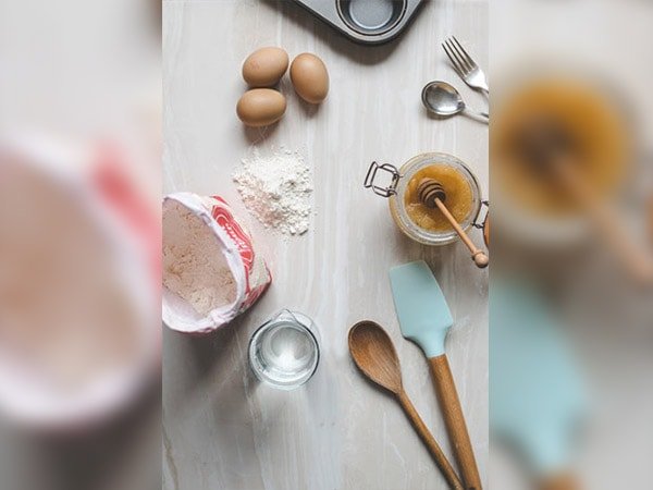  பேக்கிங் சோடா :