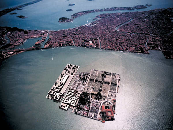 சிமிட்ரியோ டி சான் மிச்சேல் : 