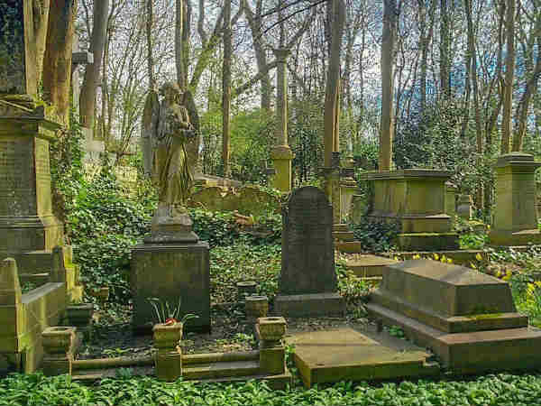 ஹை கேட் சிமிண்ட்ரி : 