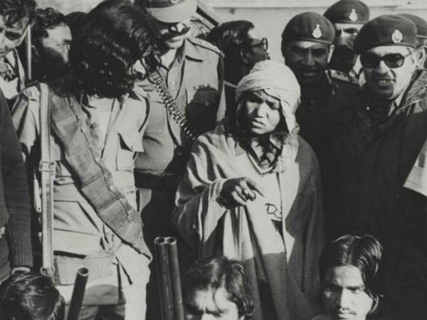  ஆட்டம் ஆரம்பம் : 