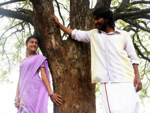 மாட்டு வண்டியில் : 