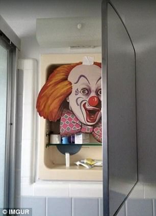 கோமாளி! கோமாளி!