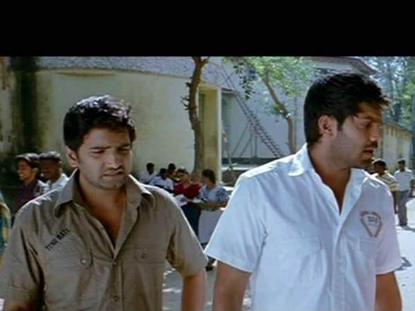 வீட்டை விட்டு வெளியேறு : 