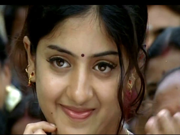 முதல் காதல் : 