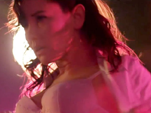 130 பெண்கள்!