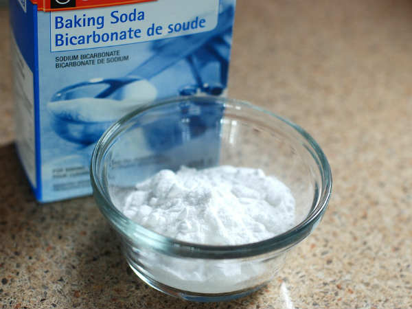 மயோனைஸ் மற்றும் பேக்கிங் சோடா மாஸ்க் :