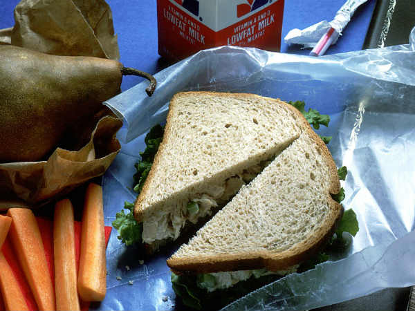 சிக்கன் சாண்ட்விச் : 