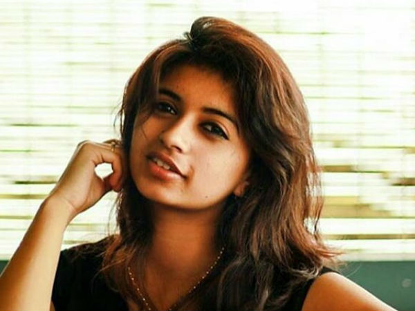 எருமை சாணி ஹரிஜா!