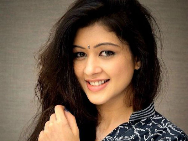 சப்னா வியாஸ் படேல்!