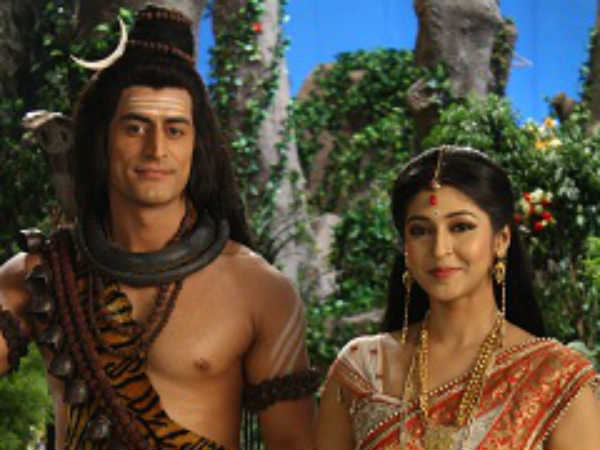 பார்வதி தேவி : 