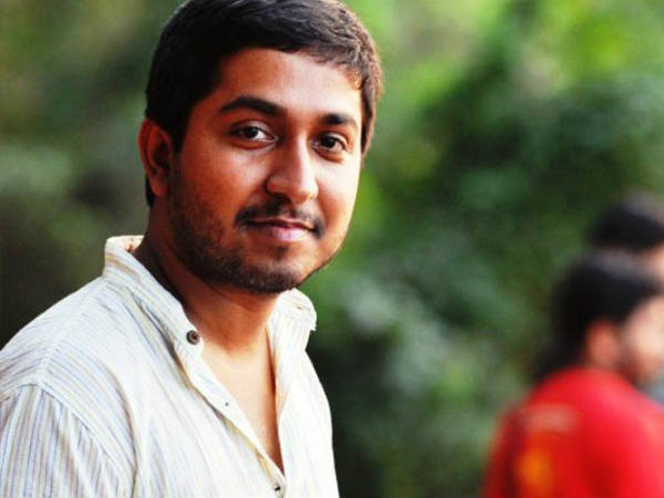 மகிழ்ச்சி : 