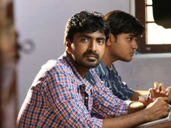 யாஸ்மின் : 