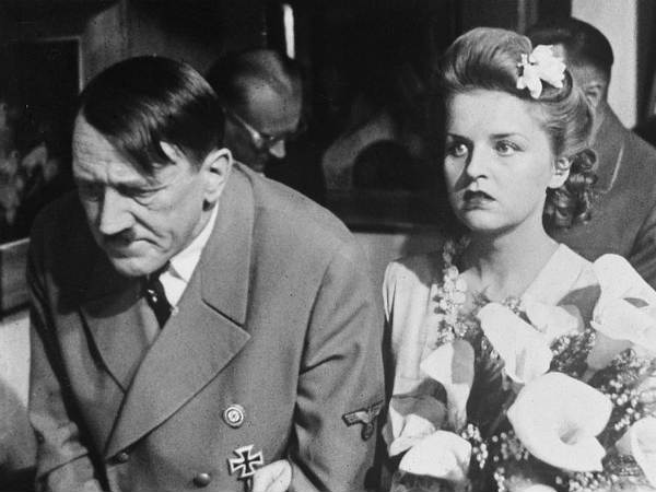 பொதுவெளியில் : 