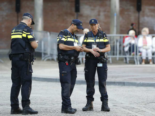 நெதர்லாந்து : 