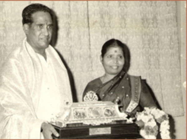 நடன குரு : 