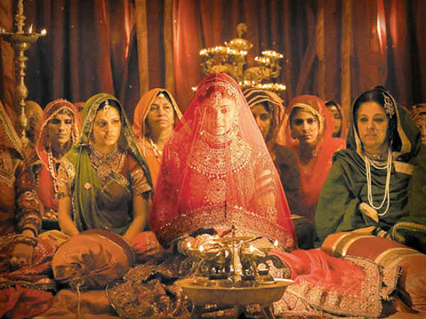 மகாராணி : 