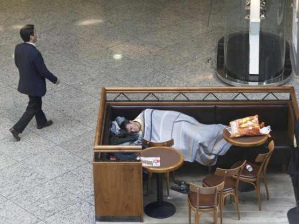 நல்லா ஒதுக்குபுறமா தானே இருக்கு...