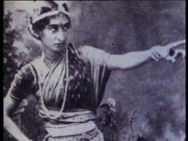  புகழின் உச்சி : 