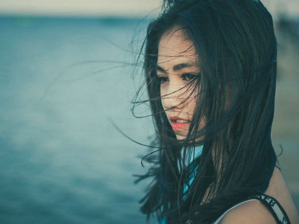 யாருமே இல்லை..