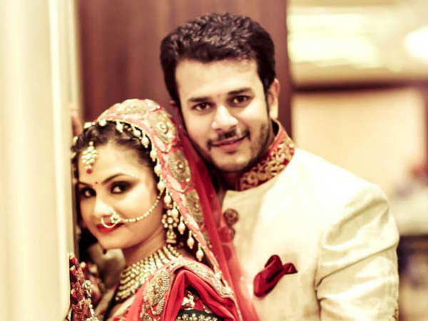 ஜே சோனி - பூஜா ஷா