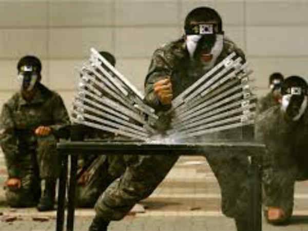 கைகள் பத்திரம் : 