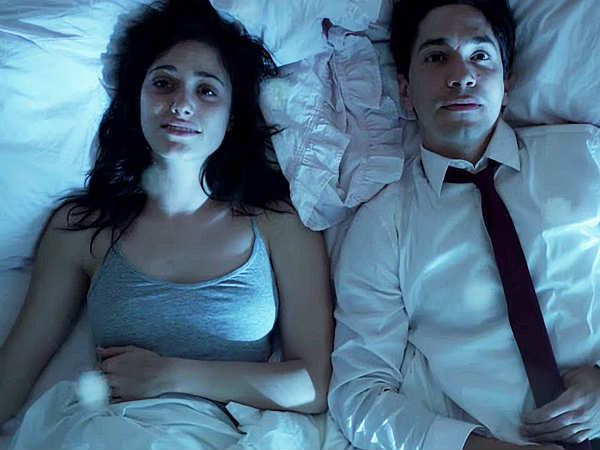 எம்மி ரோசும் : 