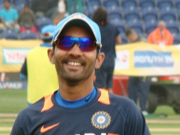 லெதர் பந்து!