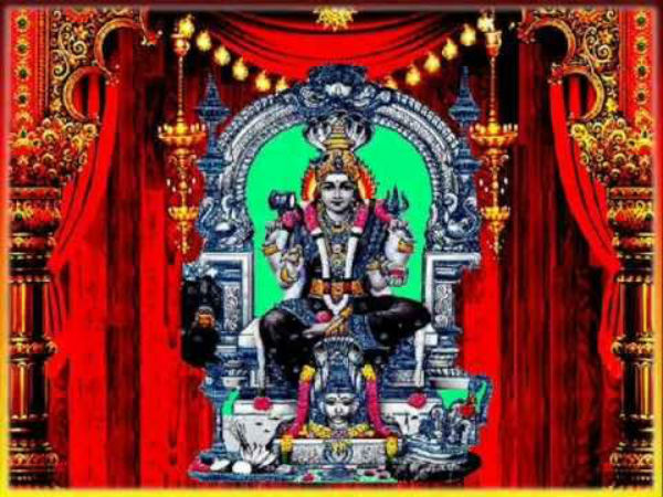 கருமாரி அம்மன் வழியாடு