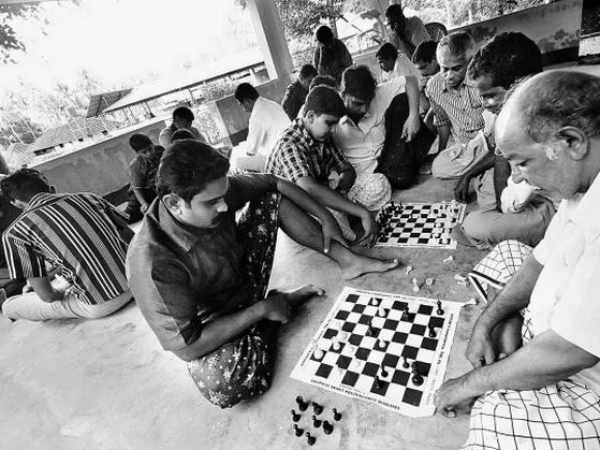 இது தான் என் மைதானம் : 