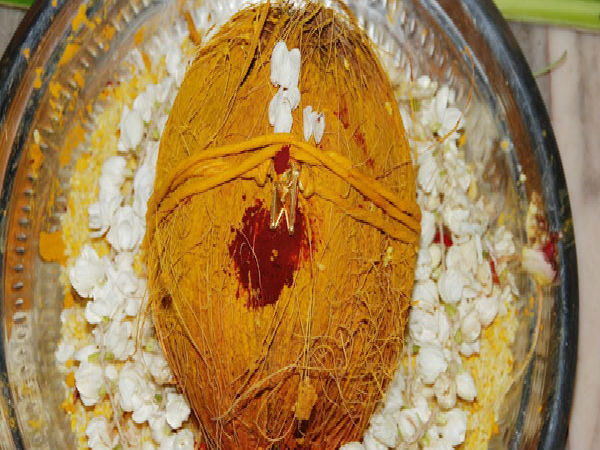 அடிப்பிரதட்சணம்