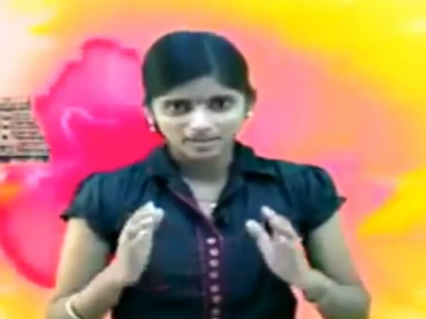 8. டீவி தொகுப்பாளினி
