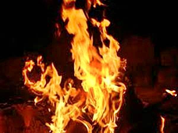 சித்ரா தேவி :