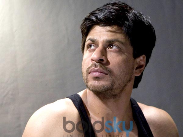 ஷாருக்கான்: 8 அறுவை சிகிச்சைகள்