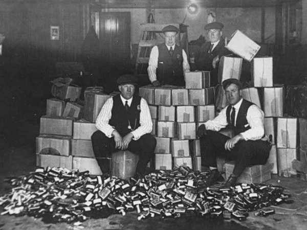 அரசாங்கம் : 