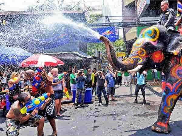 வாட்டர் கன் : 