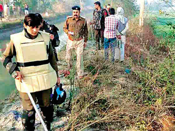 பத்து நாட்களில் : 