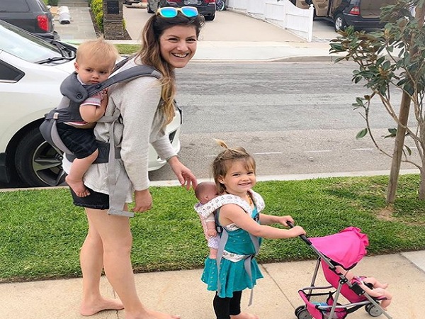 மெலானி டார்னெல் : 