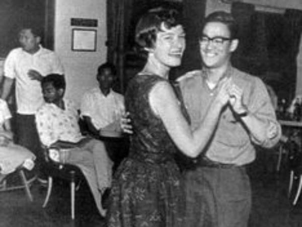 காபிரைட் இல்லாமல் : 