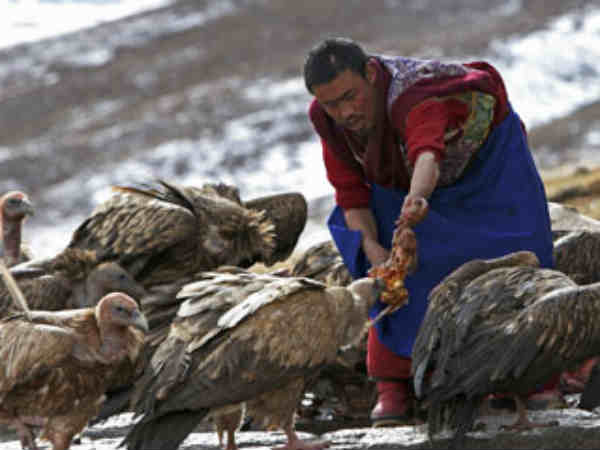  திபெத் : 