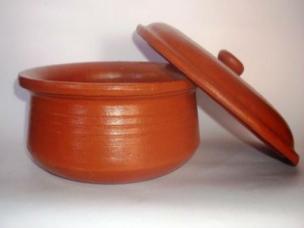 9. பத்தலேட்ஸ் (Phthalates)